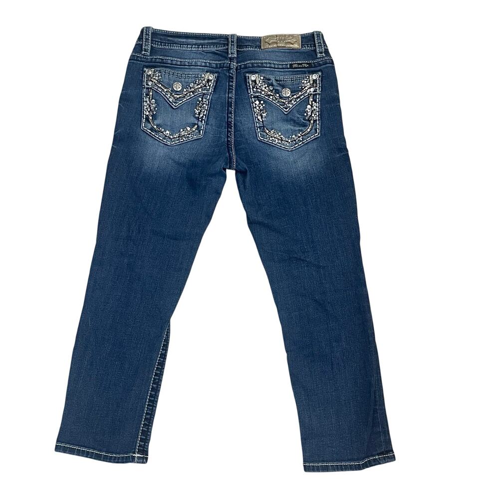 Miss Me Capri Jeans Size 28 Medium Wash Embellished Bling Pockets Y2K